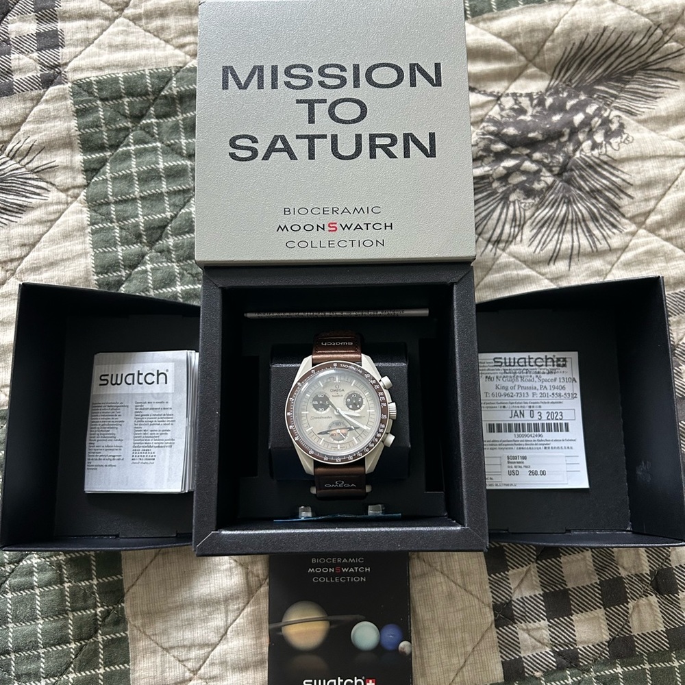 Swatch Moonswatch Saturn